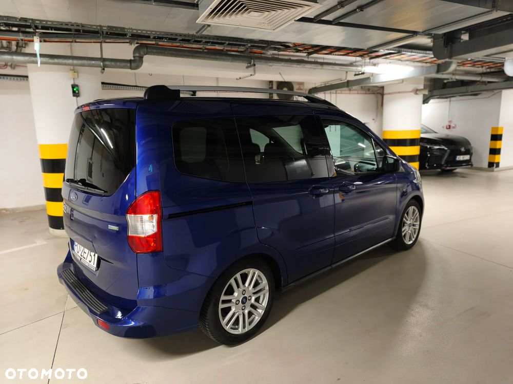 Ford Tourneo Courier 1.0 EcoBoost Titanium - 5