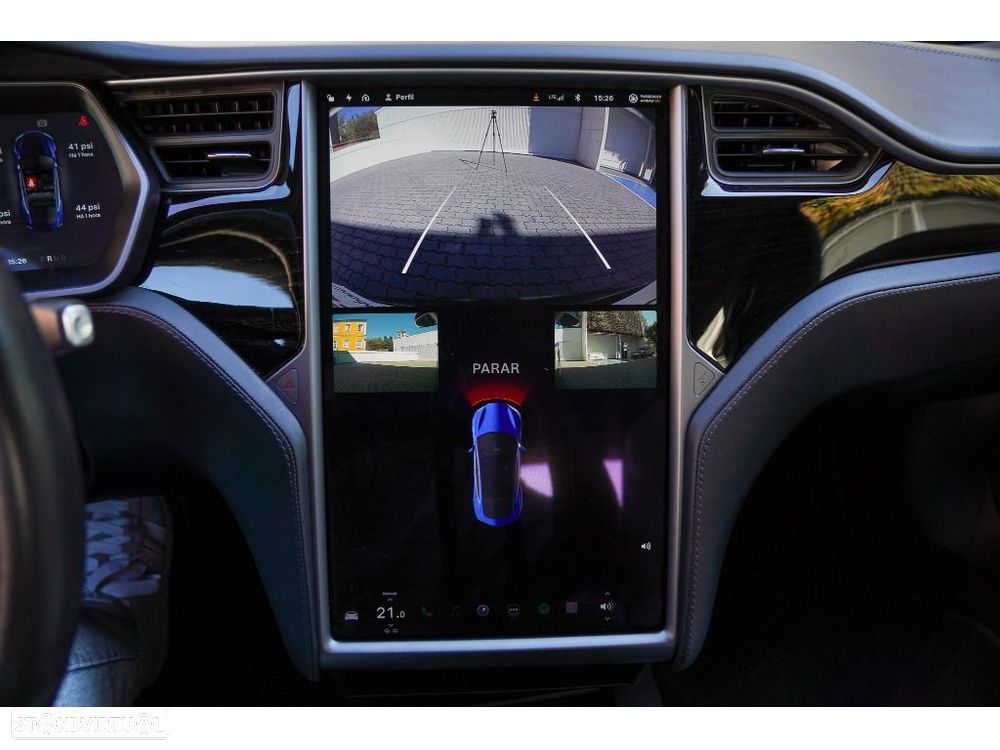 Tesla Model S 75D - 29