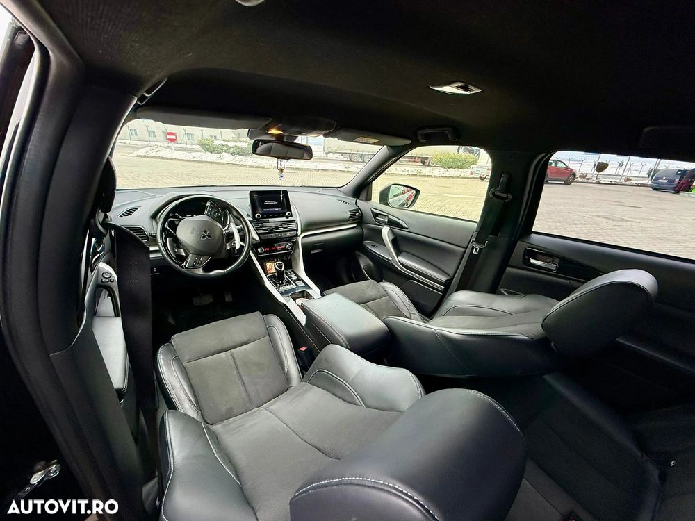 Mitsubishi Eclipse-Cross - 8