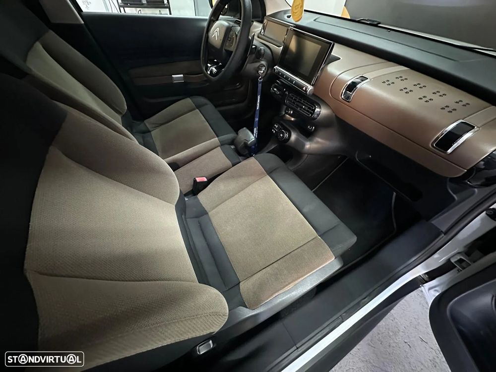 Citroën C4 Cactus - 15