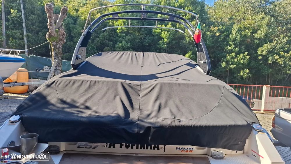 Chaparral 257SSX - 8