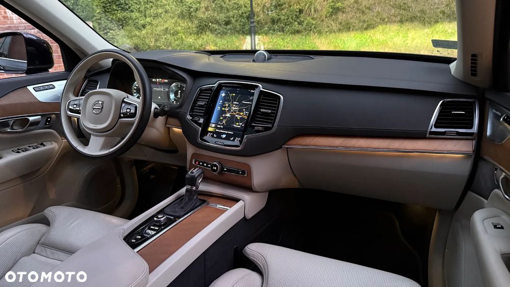 Volvo XC 90 D5 AWD Inscription 7os - 36
