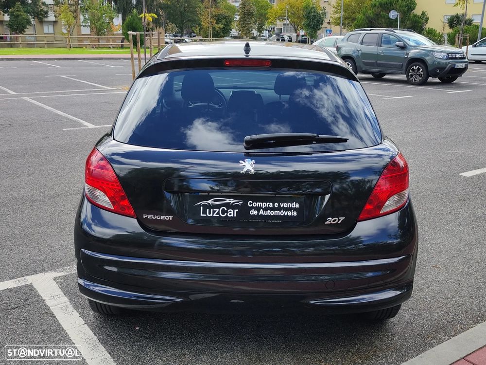 Peugeot 207 1.4 HDi Sport - 10