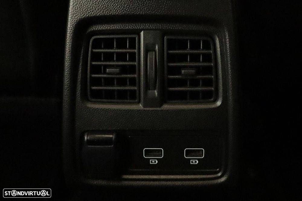 Renault Captur 1.0 TCe Techno Bi-Fuel - 24