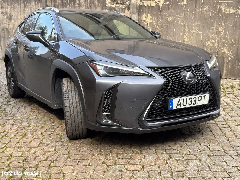 Lexus UX 250h F Sport - 1
