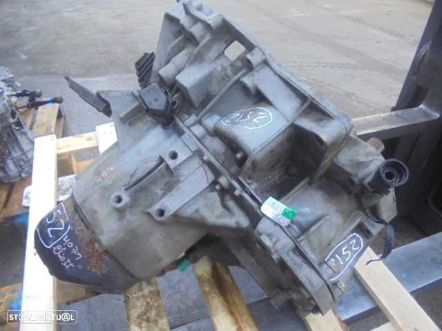 Caixa Velocidades JB1184 RENAULT CLIO 2 1998 1.2I 60CV 5P PRETO 5V - 1