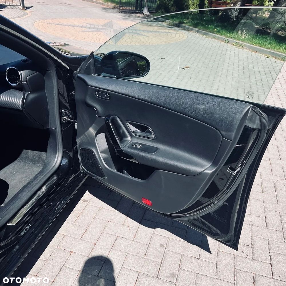 Mercedes-Benz CLA - 13