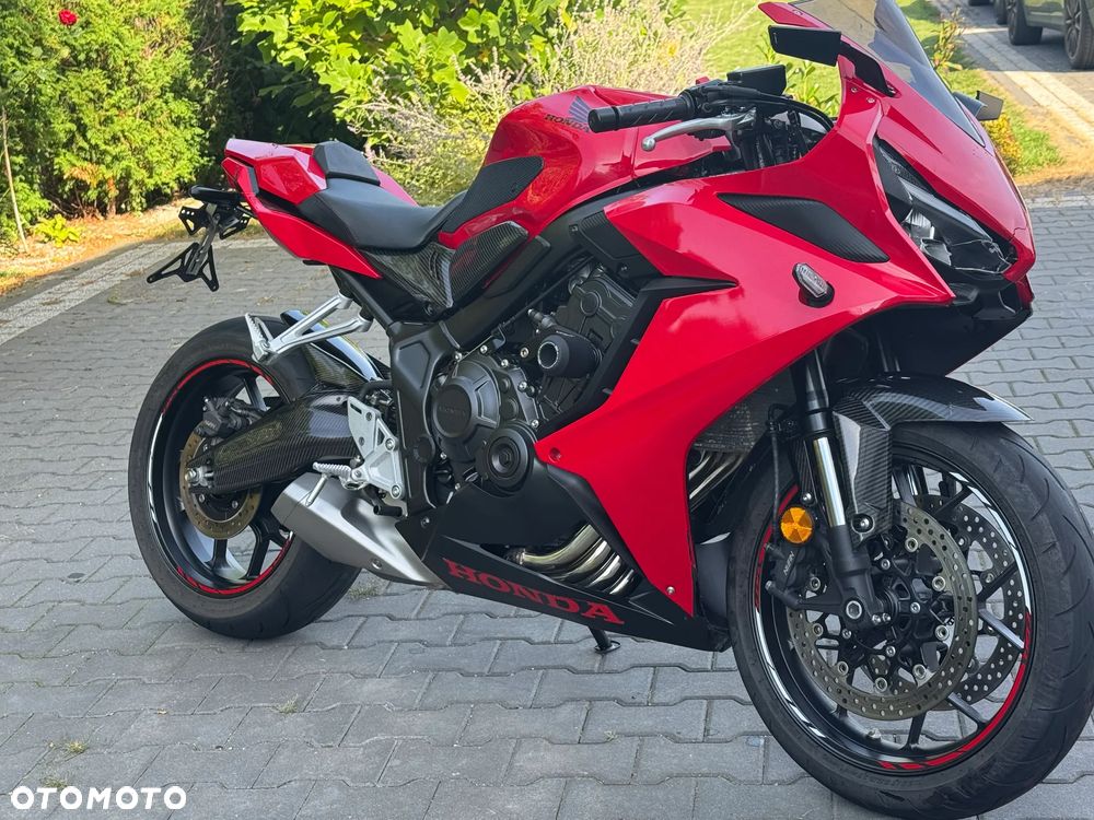 Honda CBR - 25