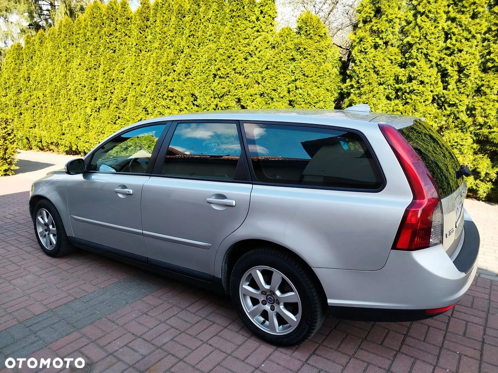 Volvo V50 - 2