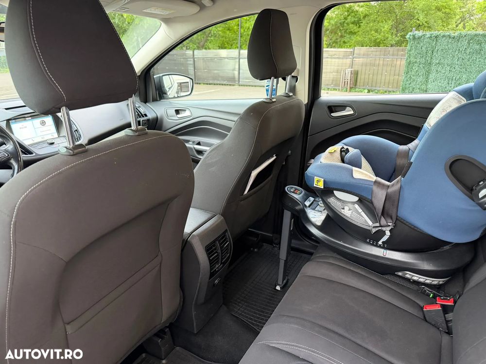 Ford Kuga 2.0 TDCi 4WD Trend - 13