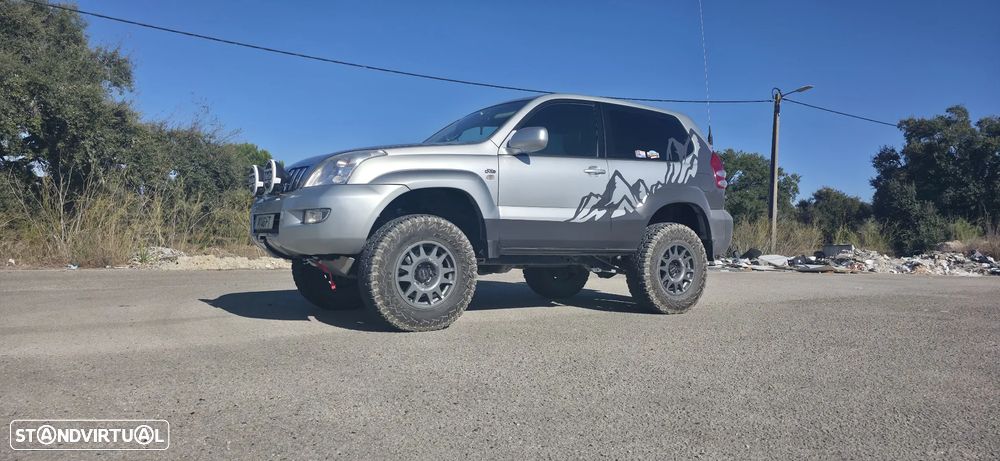 Toyota Land Cruiser Prado - 3