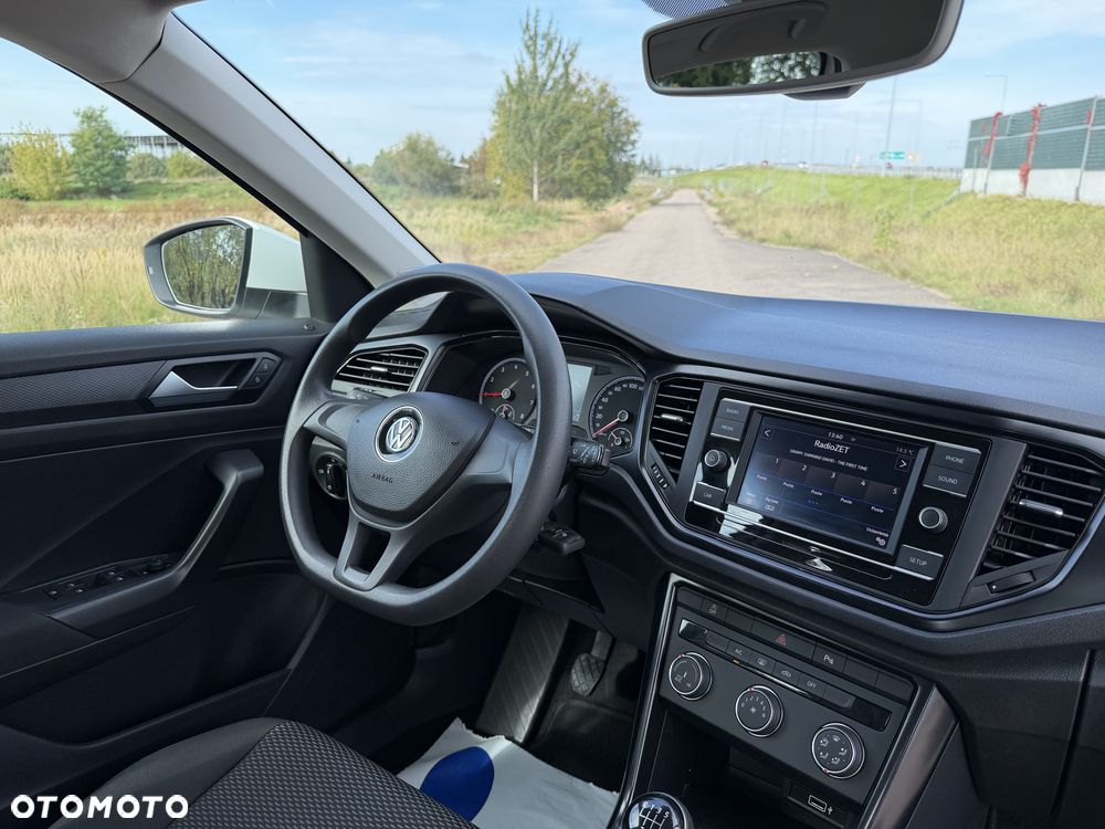 Volkswagen T-Roc - 18