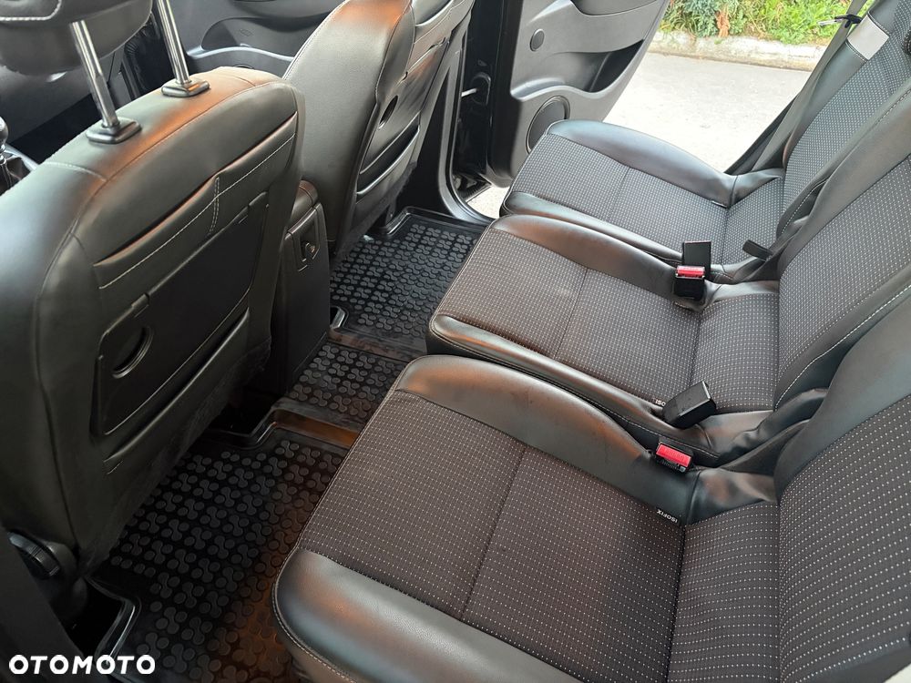 Renault Grand Scenic dCi 130 FAP Bose Edition - 8