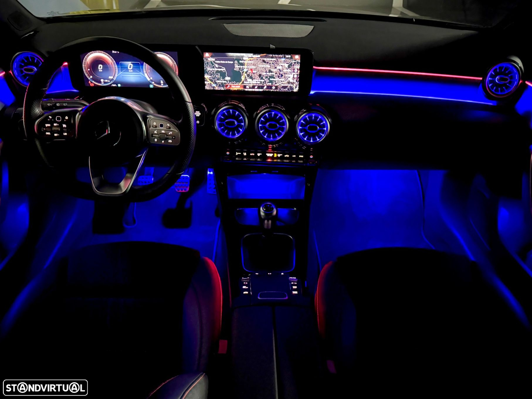 Mercedes-Benz A 180 AMG Line - 20
