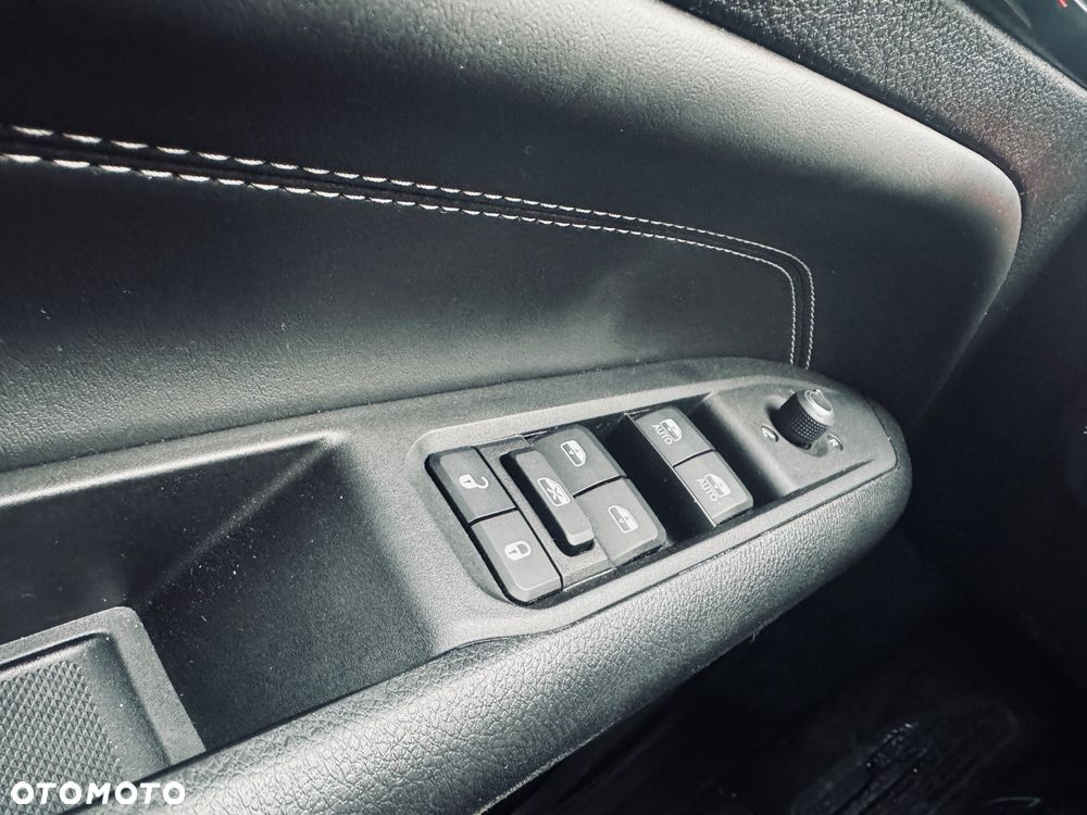 Jeep Compass - 39