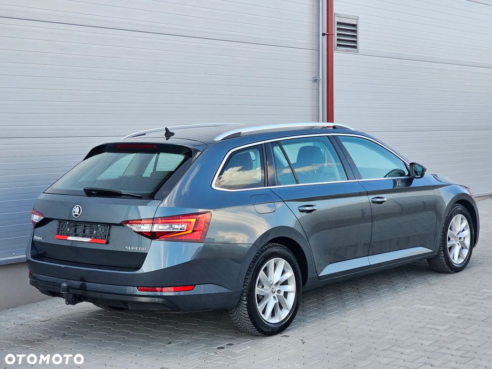 Skoda Superb 1.6 TDI DSG Style - 14