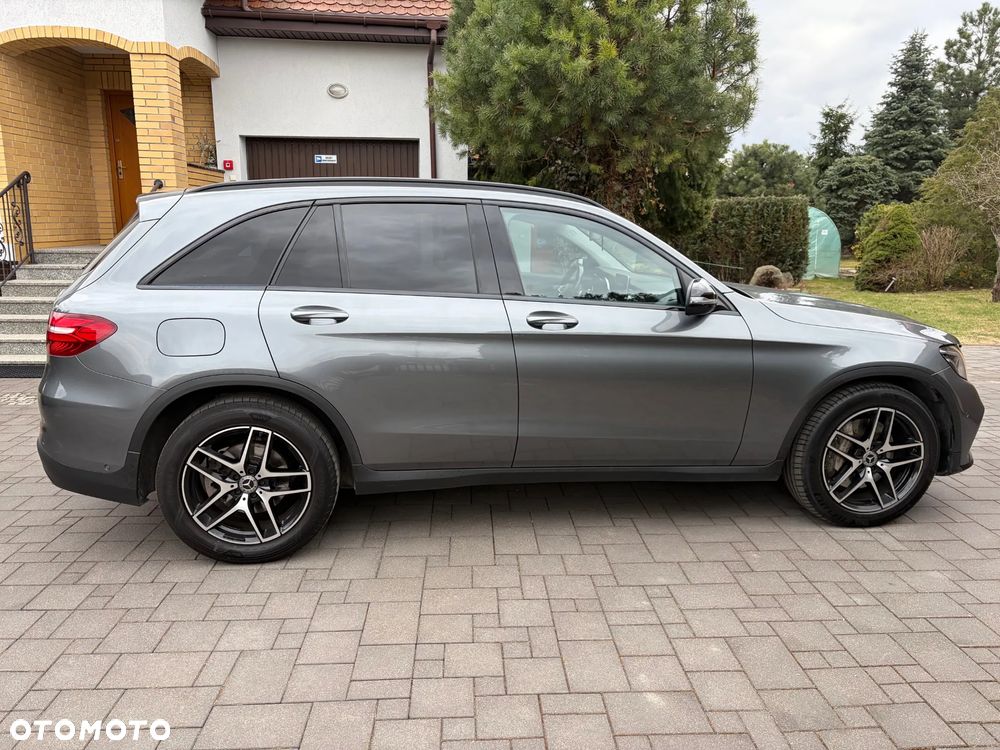 Mercedes-Benz GLC - 4