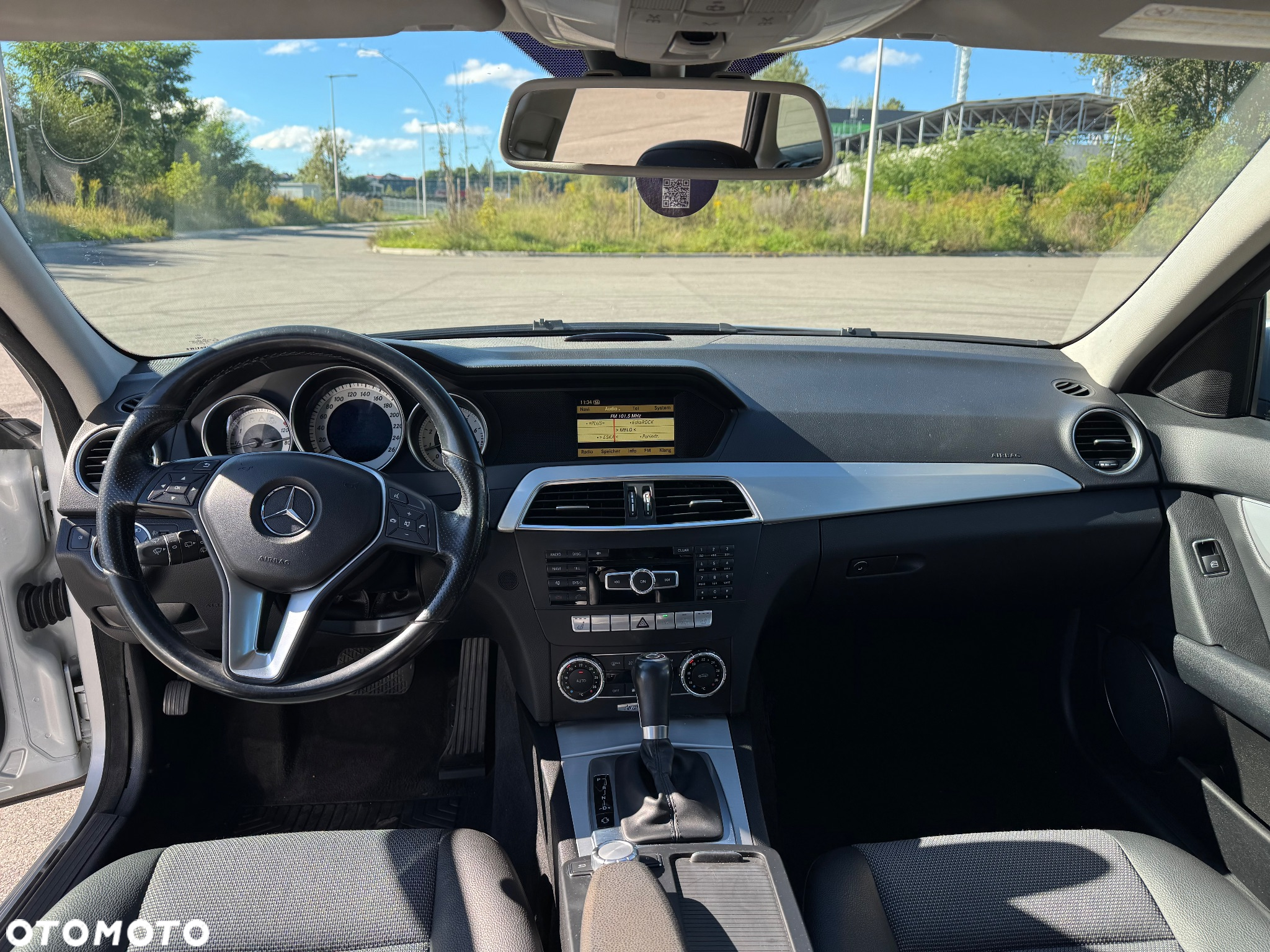Mercedes-Benz Klasa C 180 T BlueEFFICIENCY 7G-TRONIC Avantgarde - 9