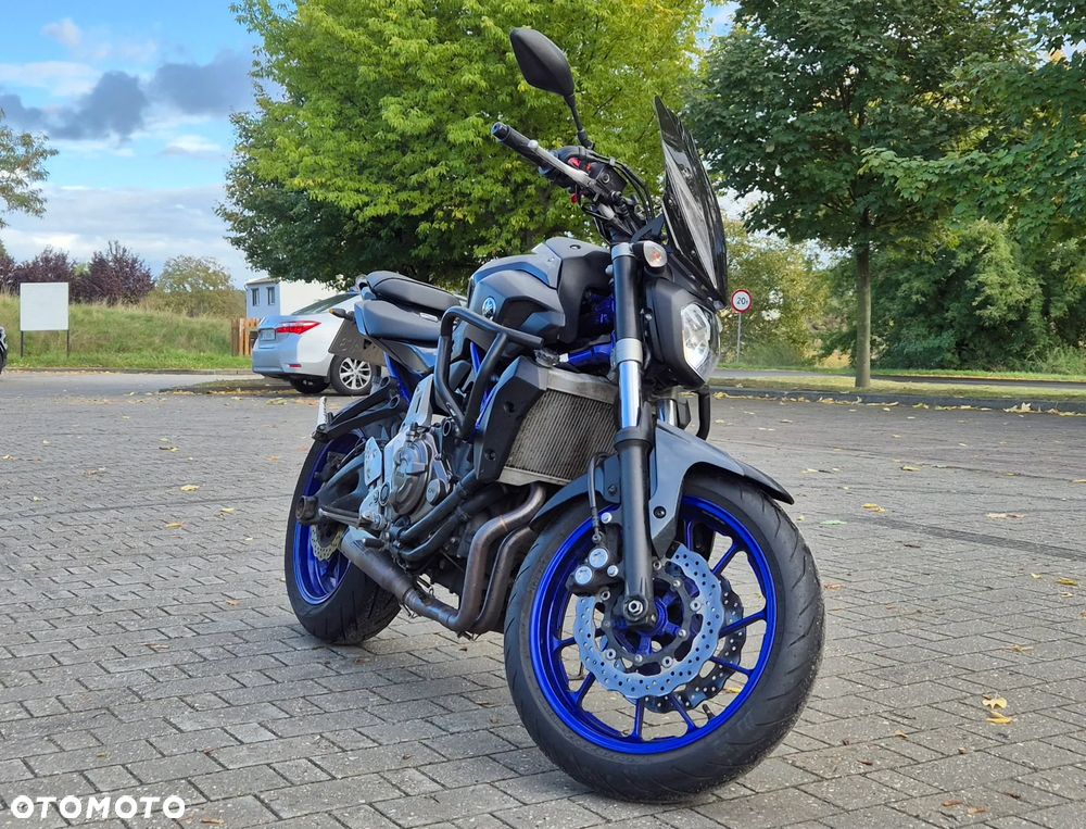 Yamaha MT - 7