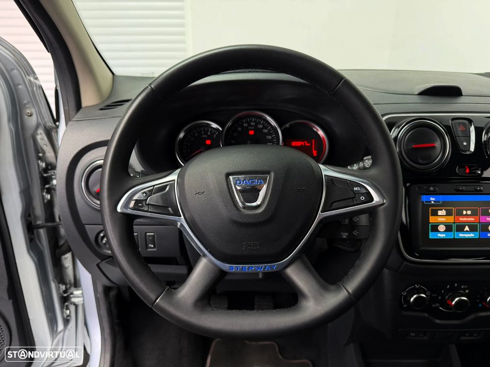 Dacia Lodgy 1.5 Blue dCi Stepway 7L - 14