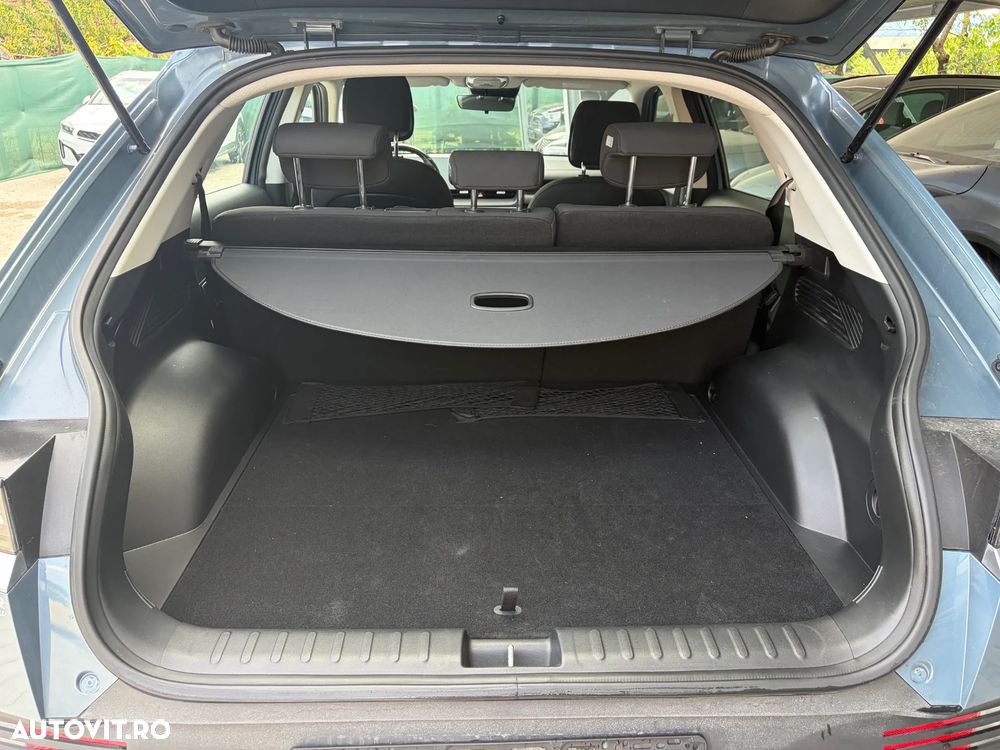 Hyundai IONIQ - 22