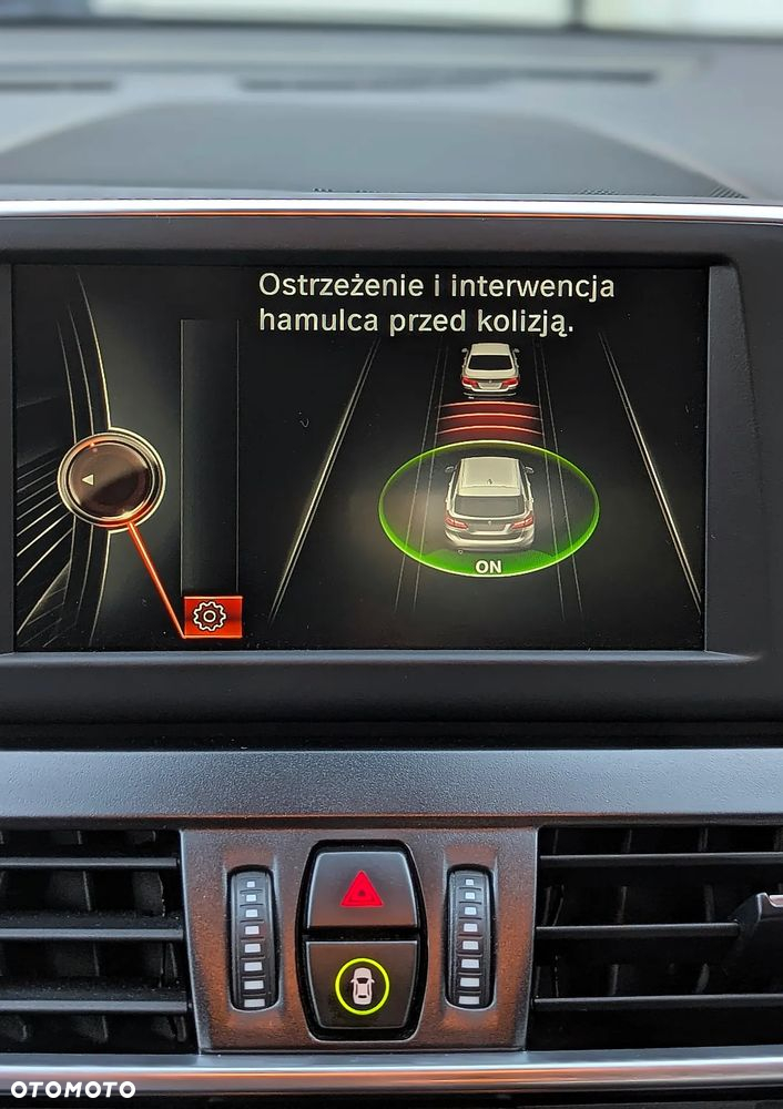 BMW Seria 2 218d - 20