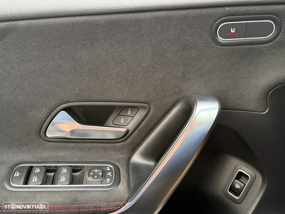 Mercedes-Benz A 180 Limousine d AMG Line Aut. - 37