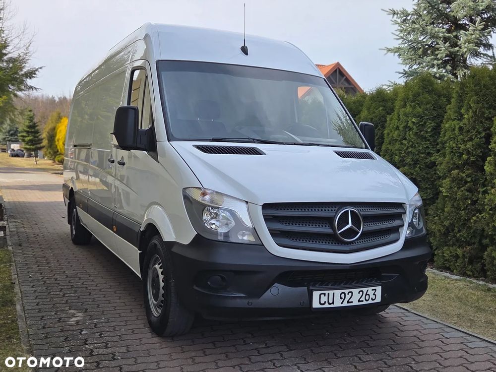 Mercedes-Benz Sprinter - 9