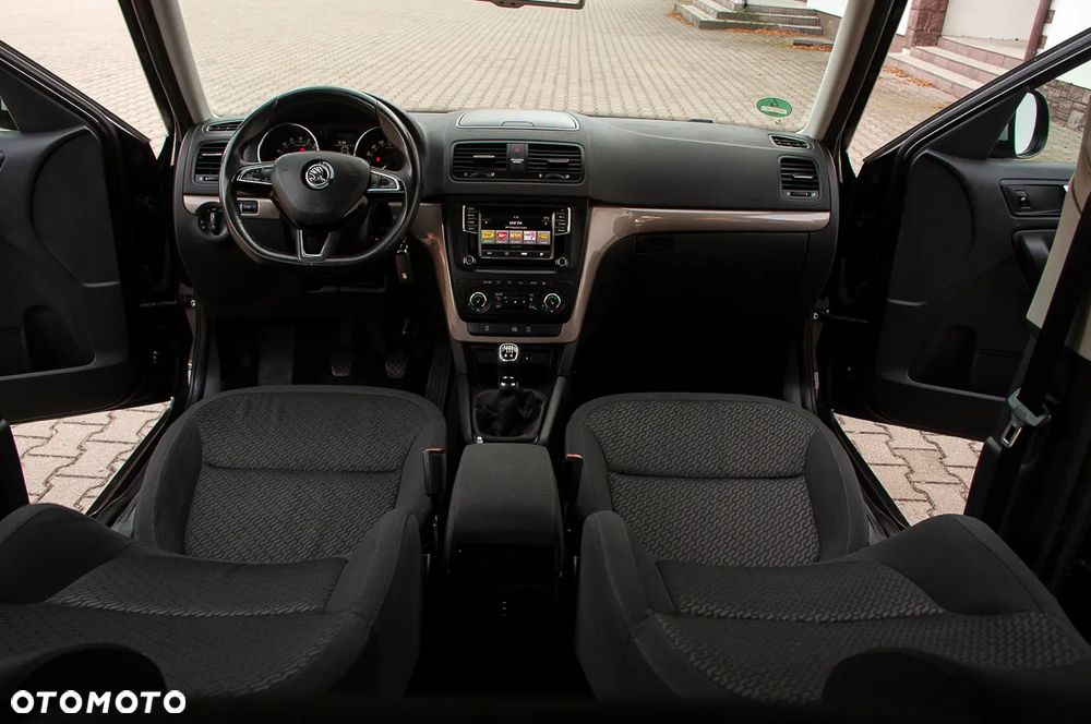 Skoda Yeti 2.0 TDI 4x4 Ambition PLUS EDITION - 24