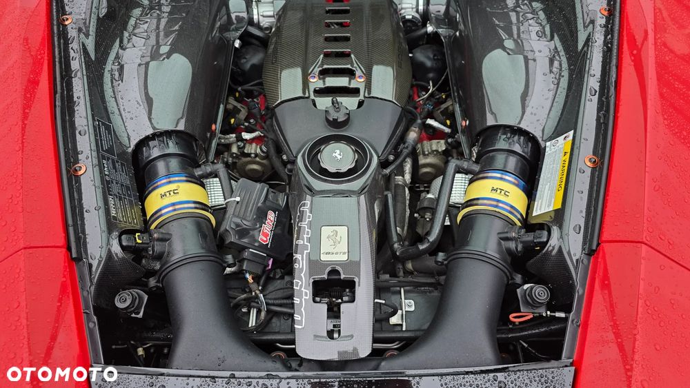Ferrari 488 - 11