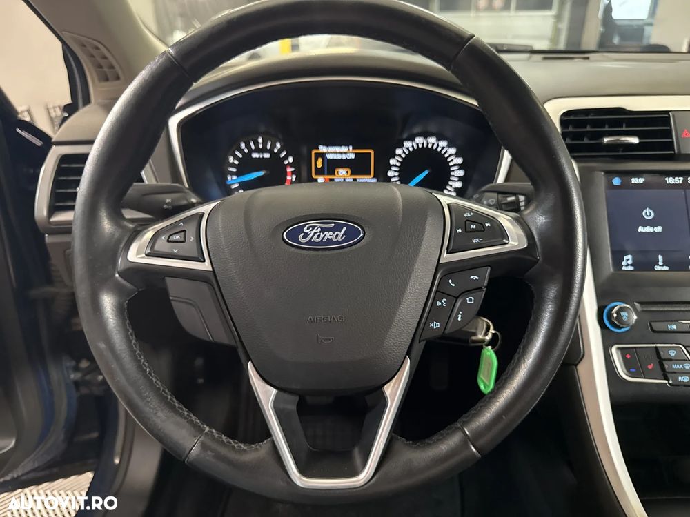 Ford Mondeo - 17