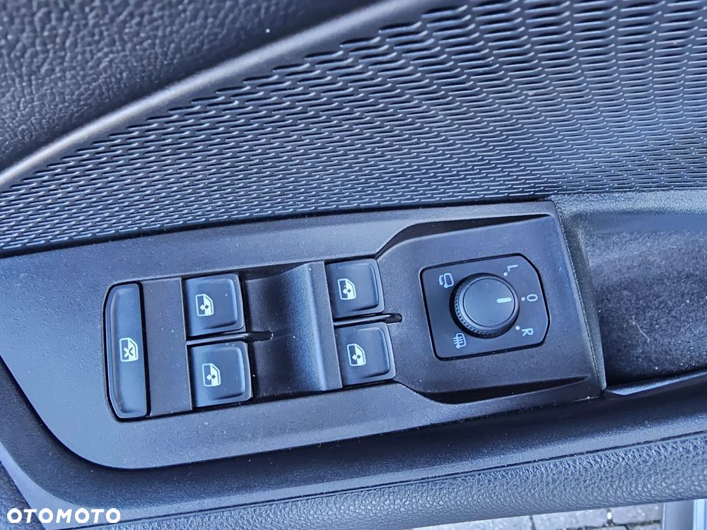 Skoda Octavia 2.0 TSI 4x4 Style DSG - 17