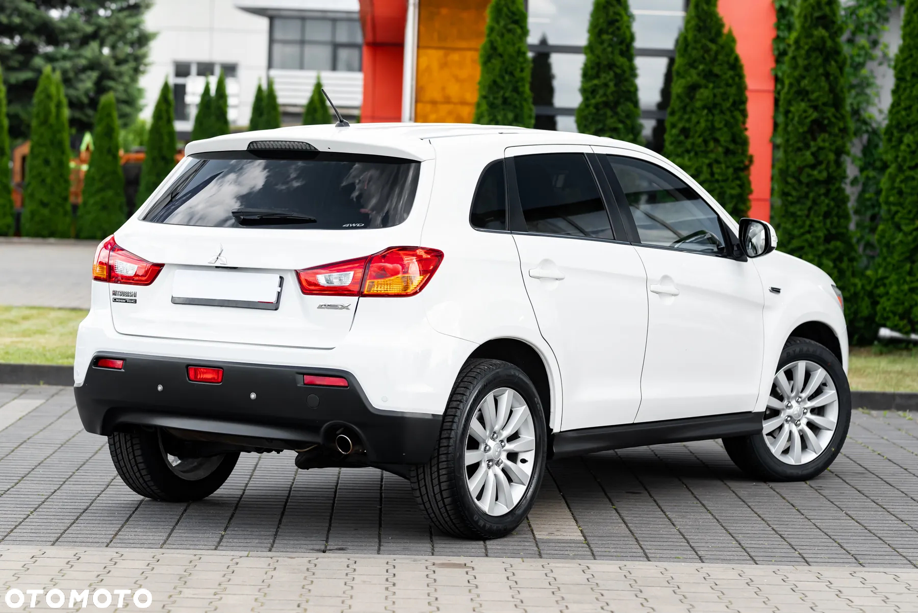 Mitsubishi ASX 1.8 DID Instyle 4WD AS&G - 9