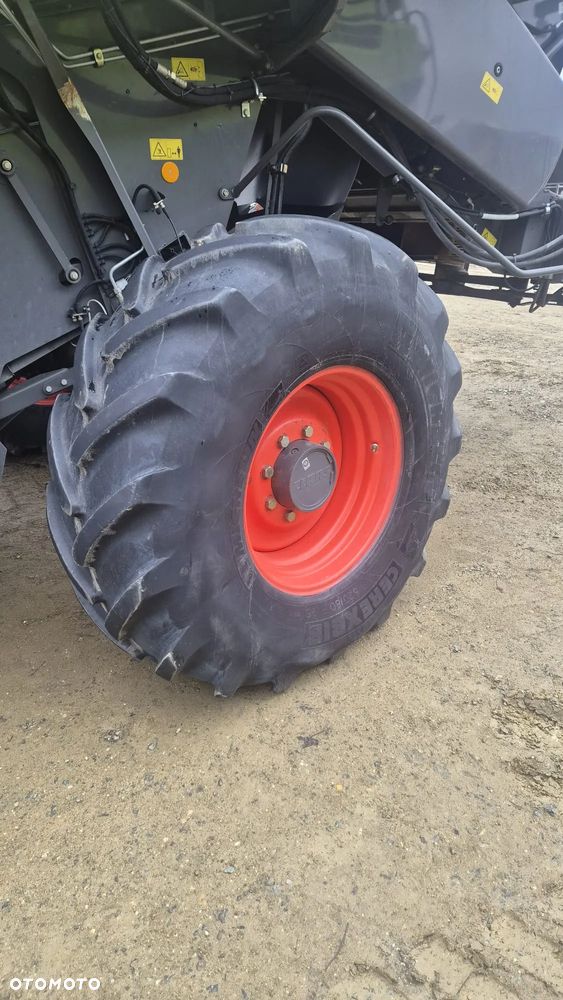 Claas Lexion 760TT z hederem - 2