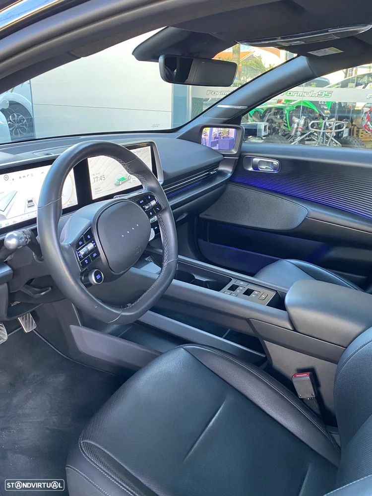 Hyundai Ioniq 6 77,4 kWh 4WD Uniq - 42