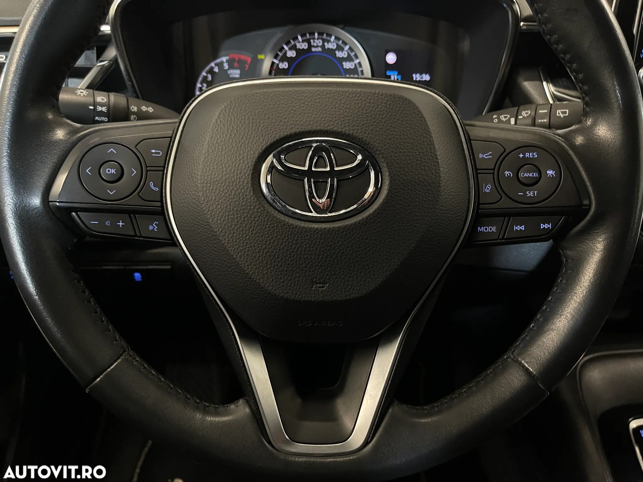 Toyota Corolla 1.8 HSD Business - 20