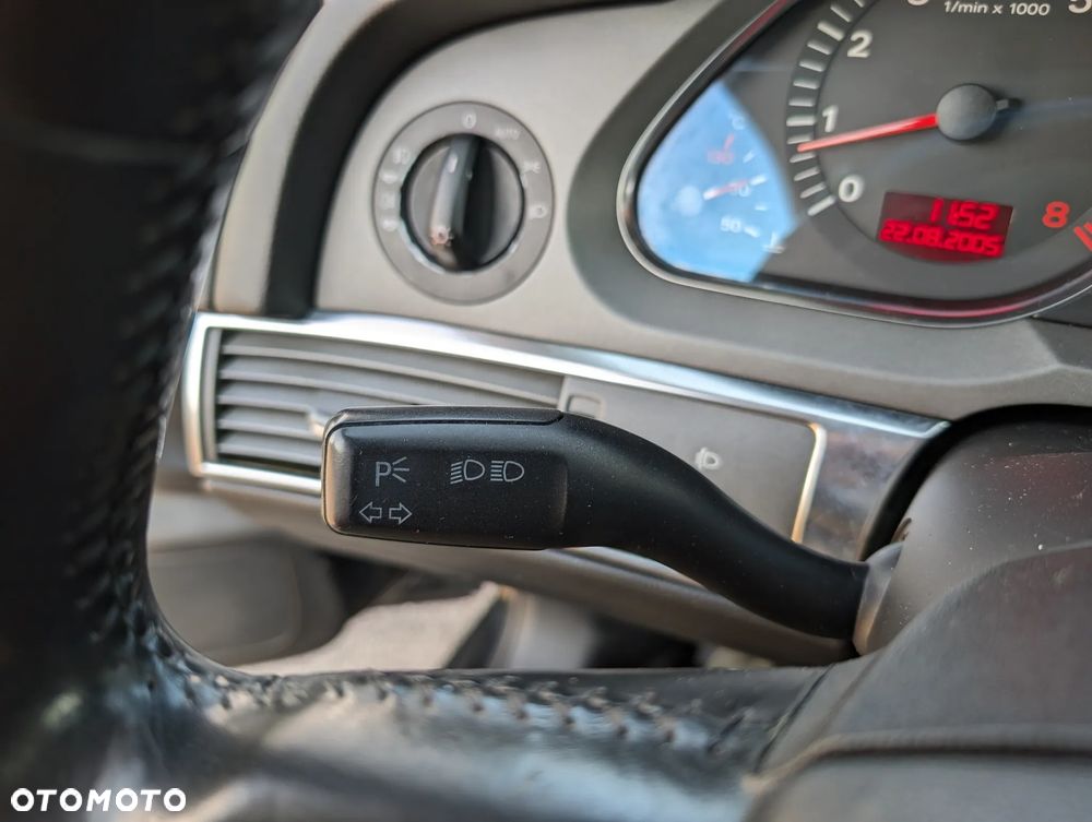 Audi A6 Limousine 2.4 - 20