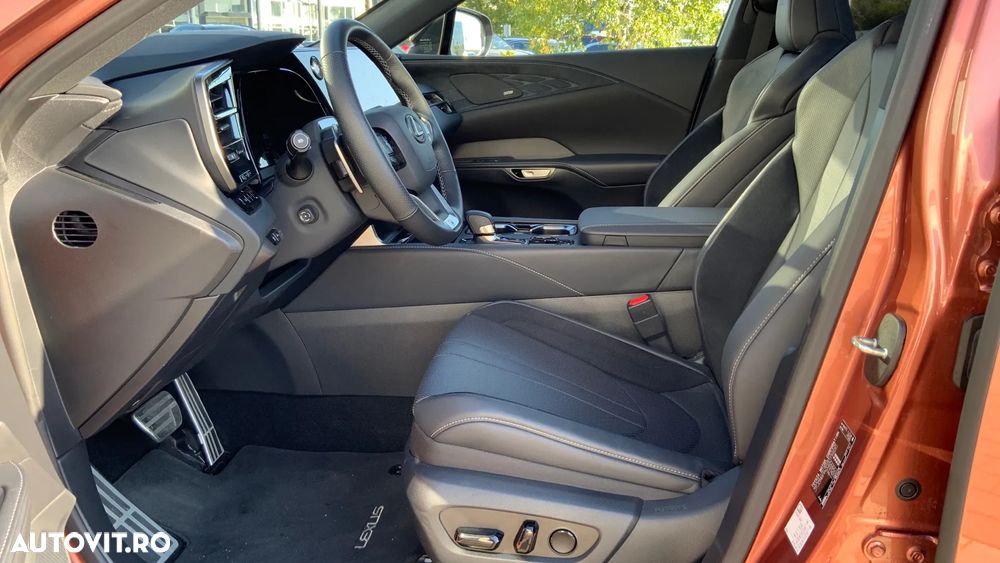 Lexus Seria RX - 11