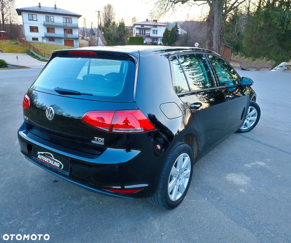 Volkswagen Golf - 17