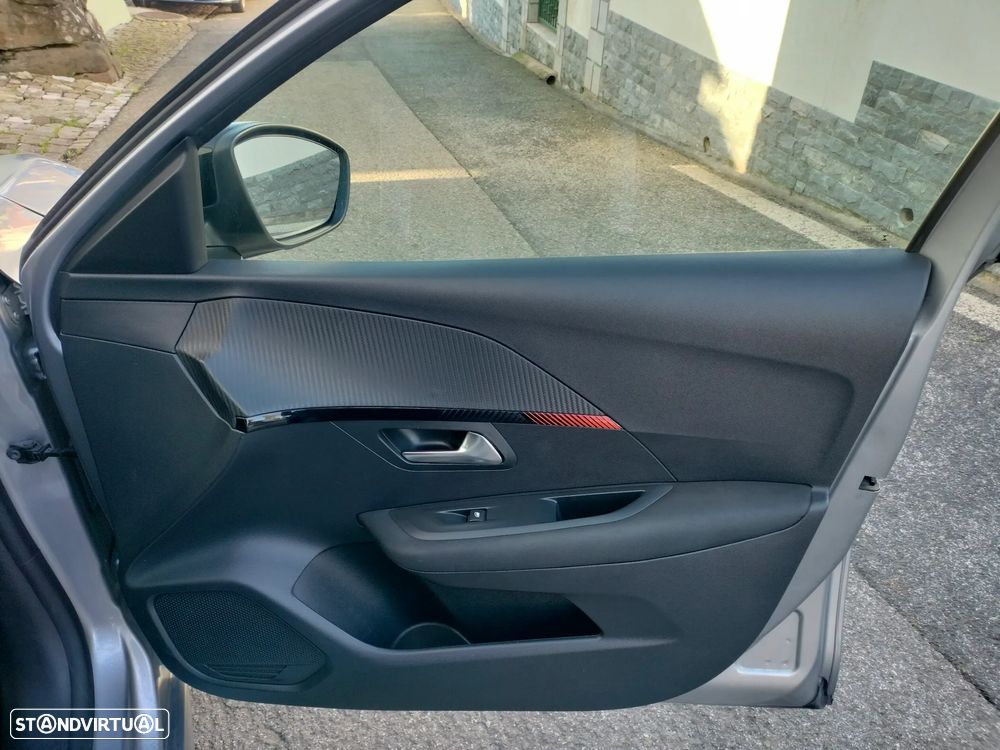 Peugeot 208 1.2 PureTech Active - 11