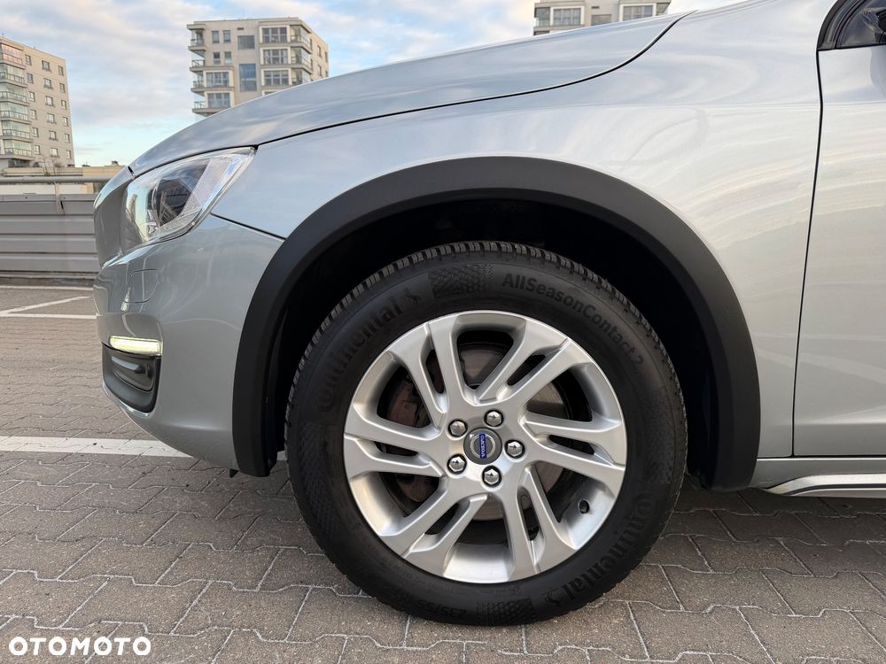 Volvo V60 Cross Country D3 Drive-E Momentum - 3