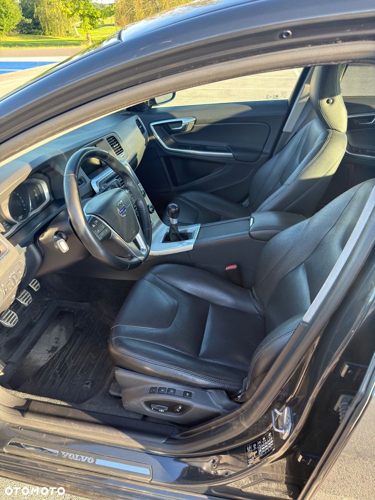 Volvo S60 T3 Summum - 9