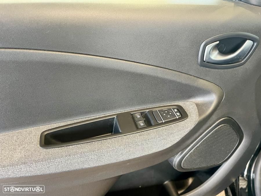 Renault Zoe (c/ Bateria) EV50 110hp Evolution - 28