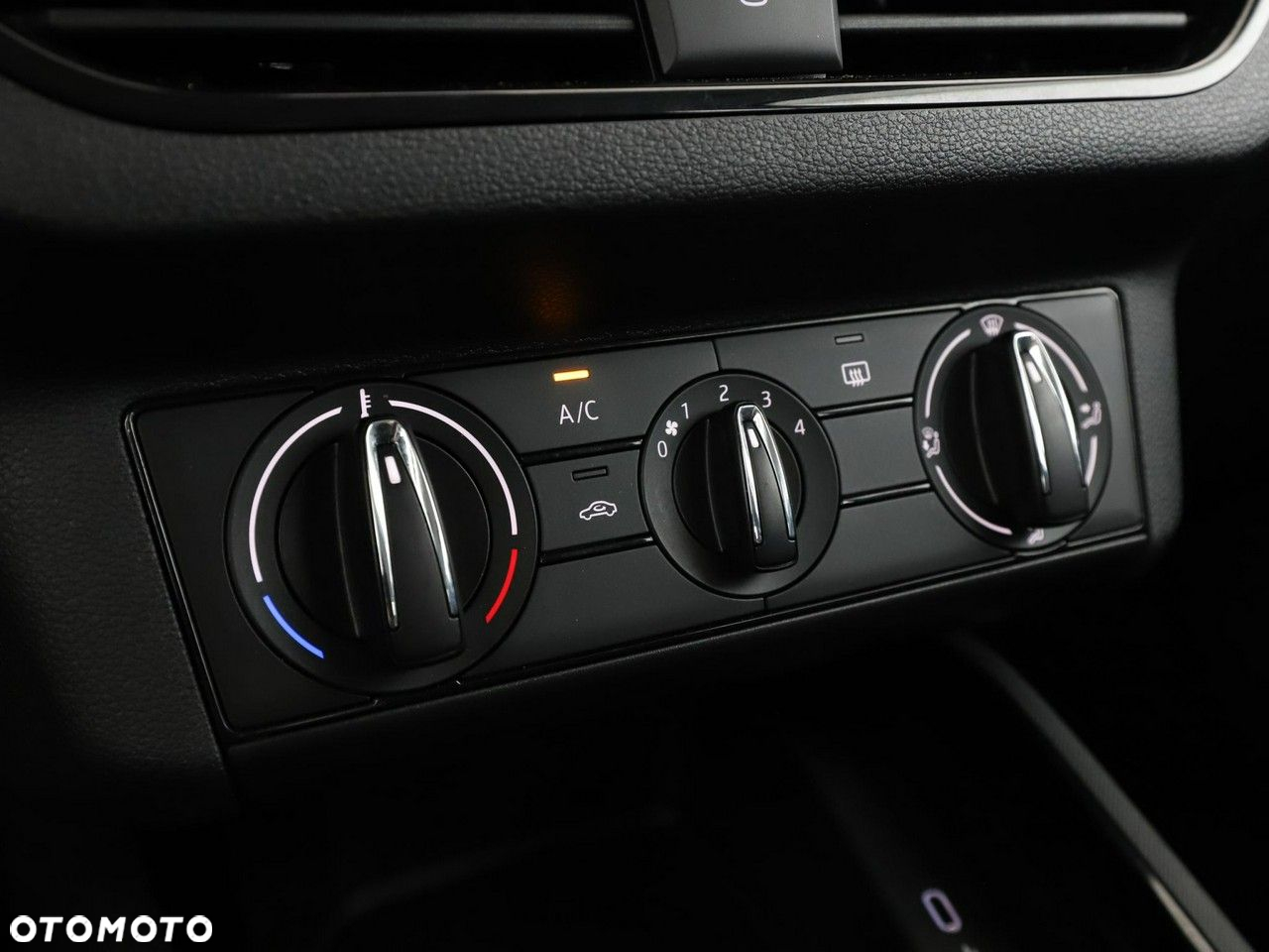 Skoda Kamiq 1.0 TSI Ambition - 27