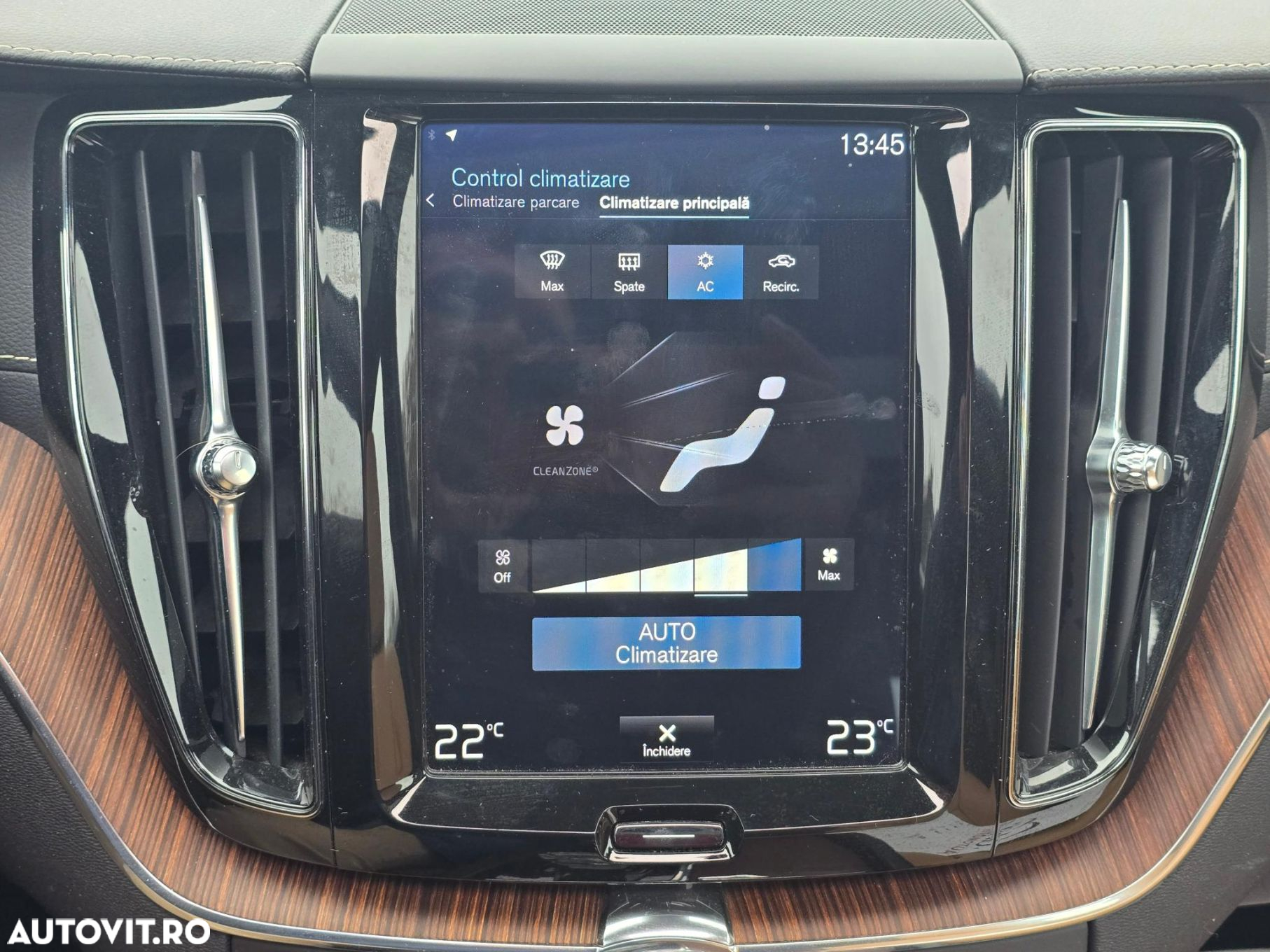 Volvo XC 60 B5 D AWD Geartronic Inscription - 14