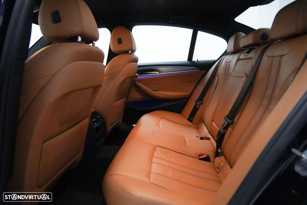 BMW 530 e iPerformance Pack M - 8