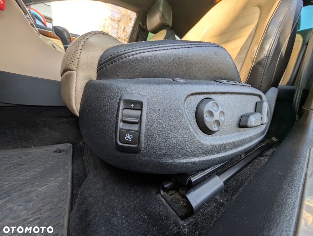 Volkswagen CC 2.0 TSI DSG - 17