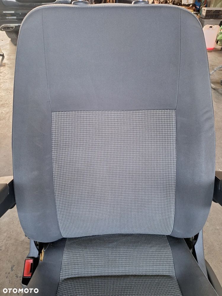 VW T6 T5 fotel kierowcy z podstawą podłokietnik - 5