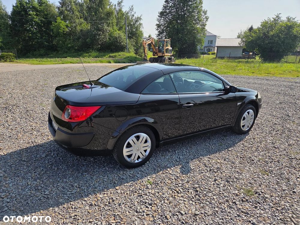 Renault Megane 2.0 Privilege - 12