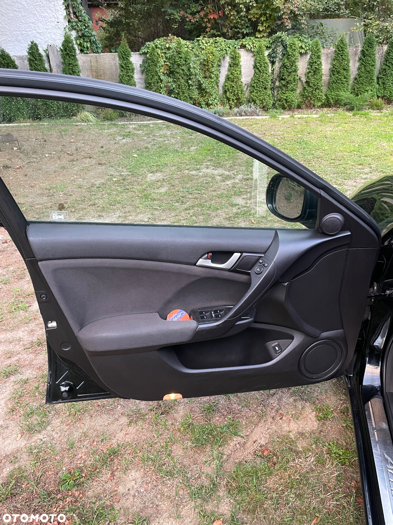 Honda Accord 2.0 Executive Nav - 11